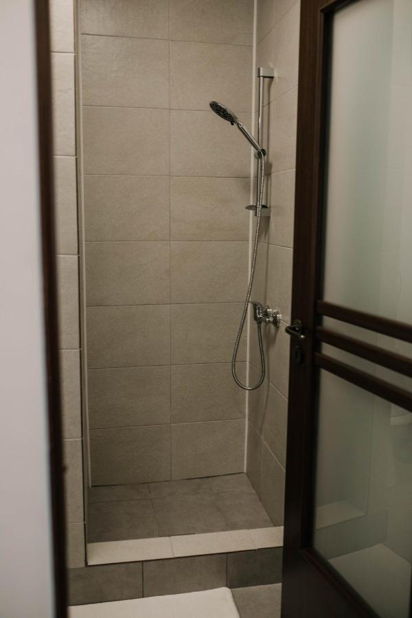 Paulaapartment&Rooms Oradea Eksteriør billede