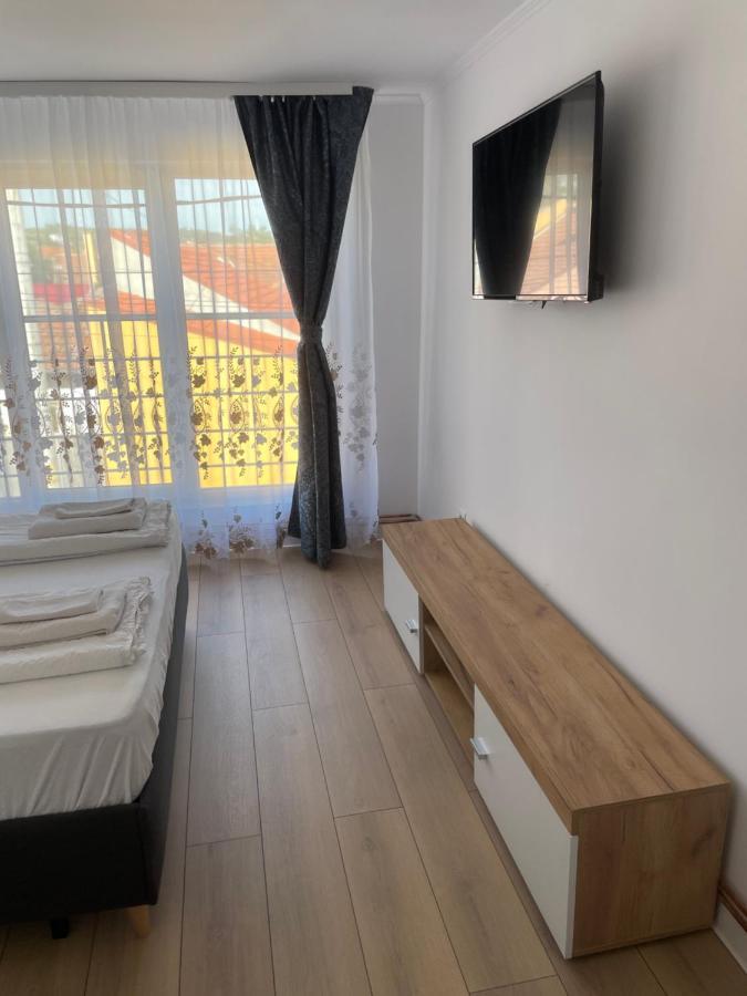 Paulaapartment&Rooms Oradea Eksteriør billede