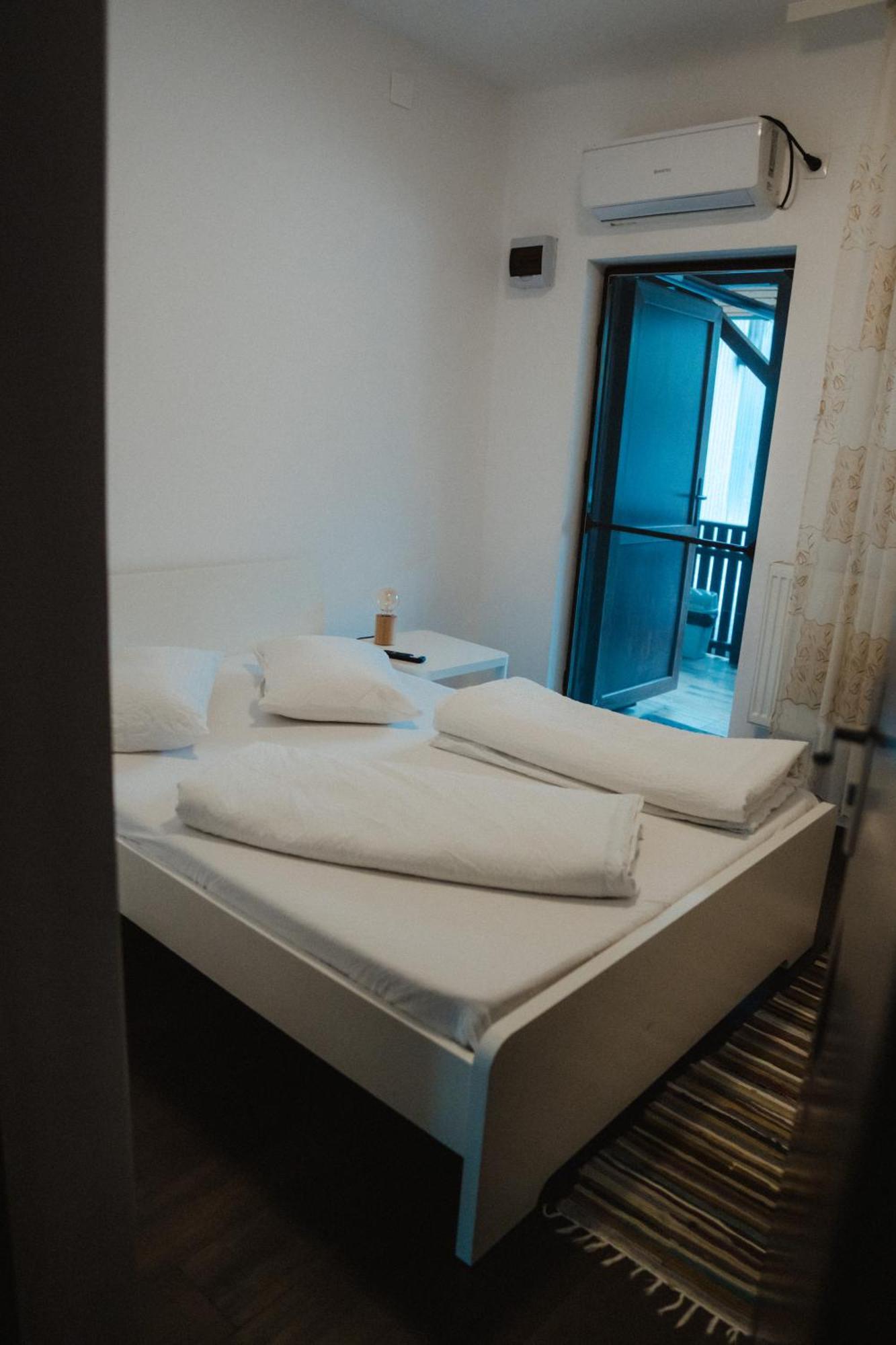 Paulaapartment&Rooms Oradea Eksteriør billede