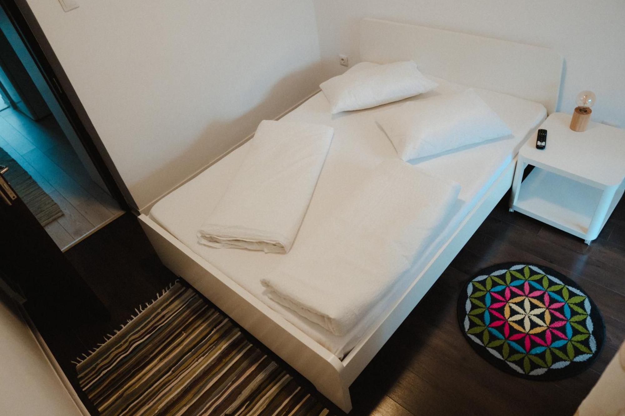 Paulaapartment&Rooms Oradea Eksteriør billede